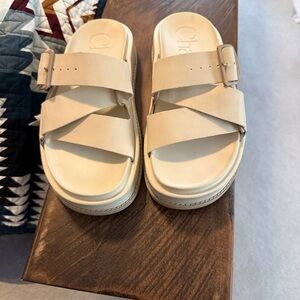 Chaco Townes Beige Cross Strap Sandals size 7